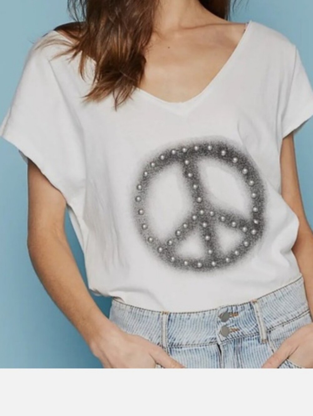White & Gray V-Neck Studded Peace-Sign Short Sleeve Tee Small-Oversized Fit